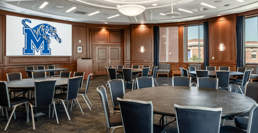 Fountain View Round Room with screen