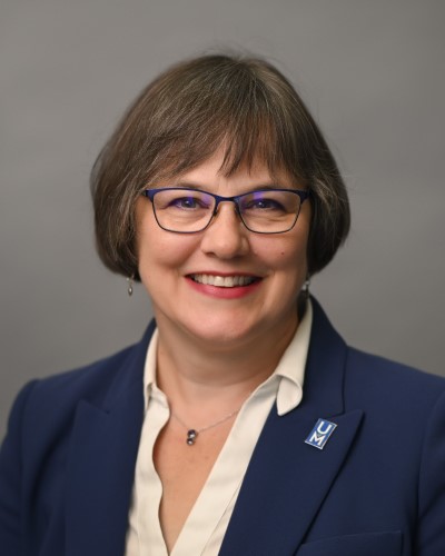 Dr. Linda Jarmulowicz