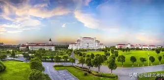 Recommended size: 800 × 600 px Campus view of Jiangsu Normal University in Xuzhou, China. 