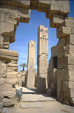 Thutmose III pillars