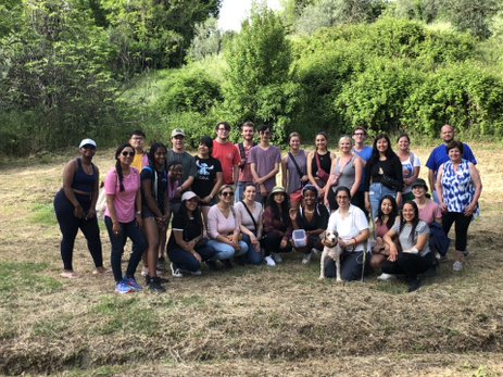 25 business students learned the importance of agritourism and truffle farming in the rolling hills of Tuscany.