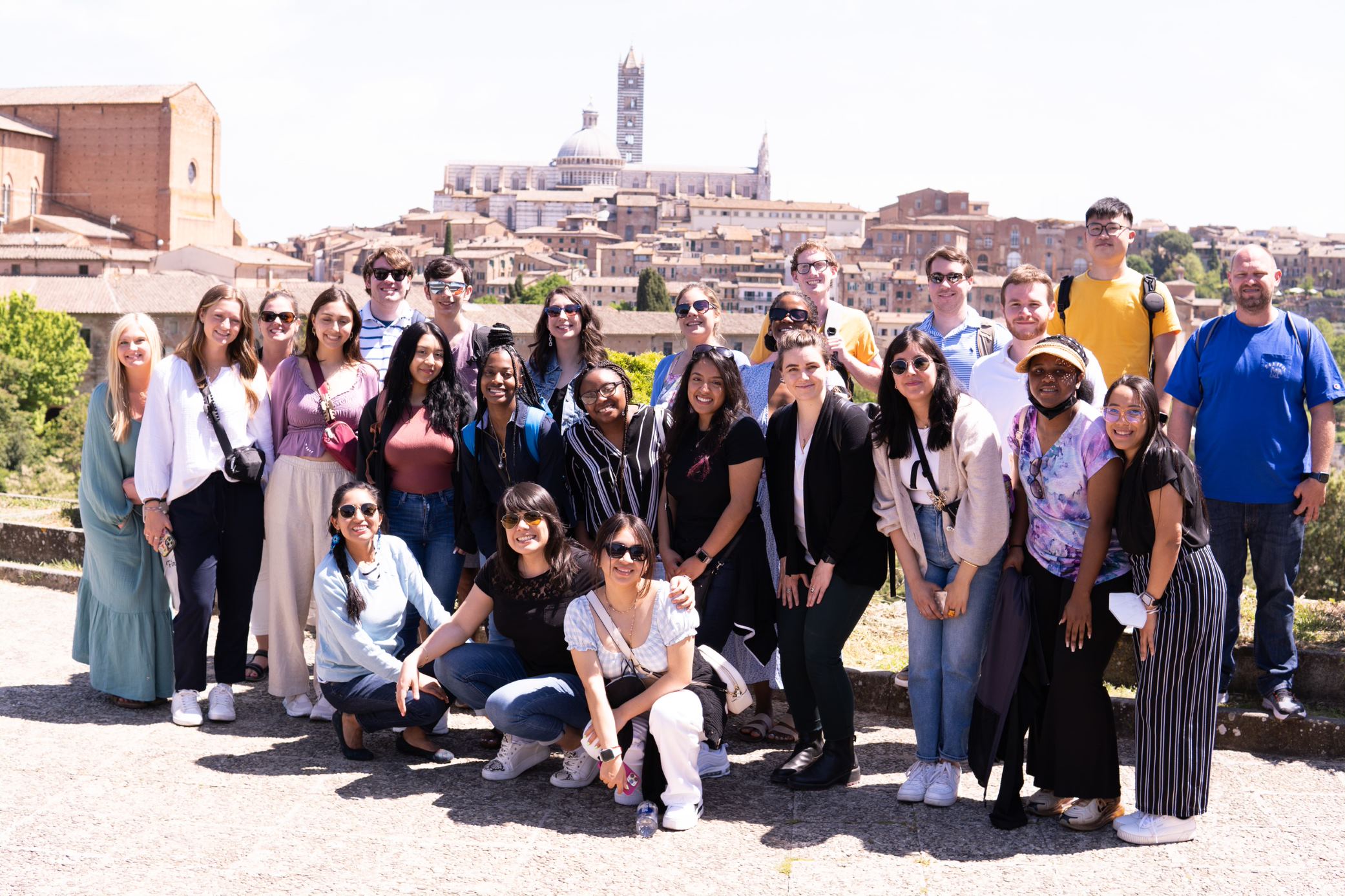 Students in Italy image