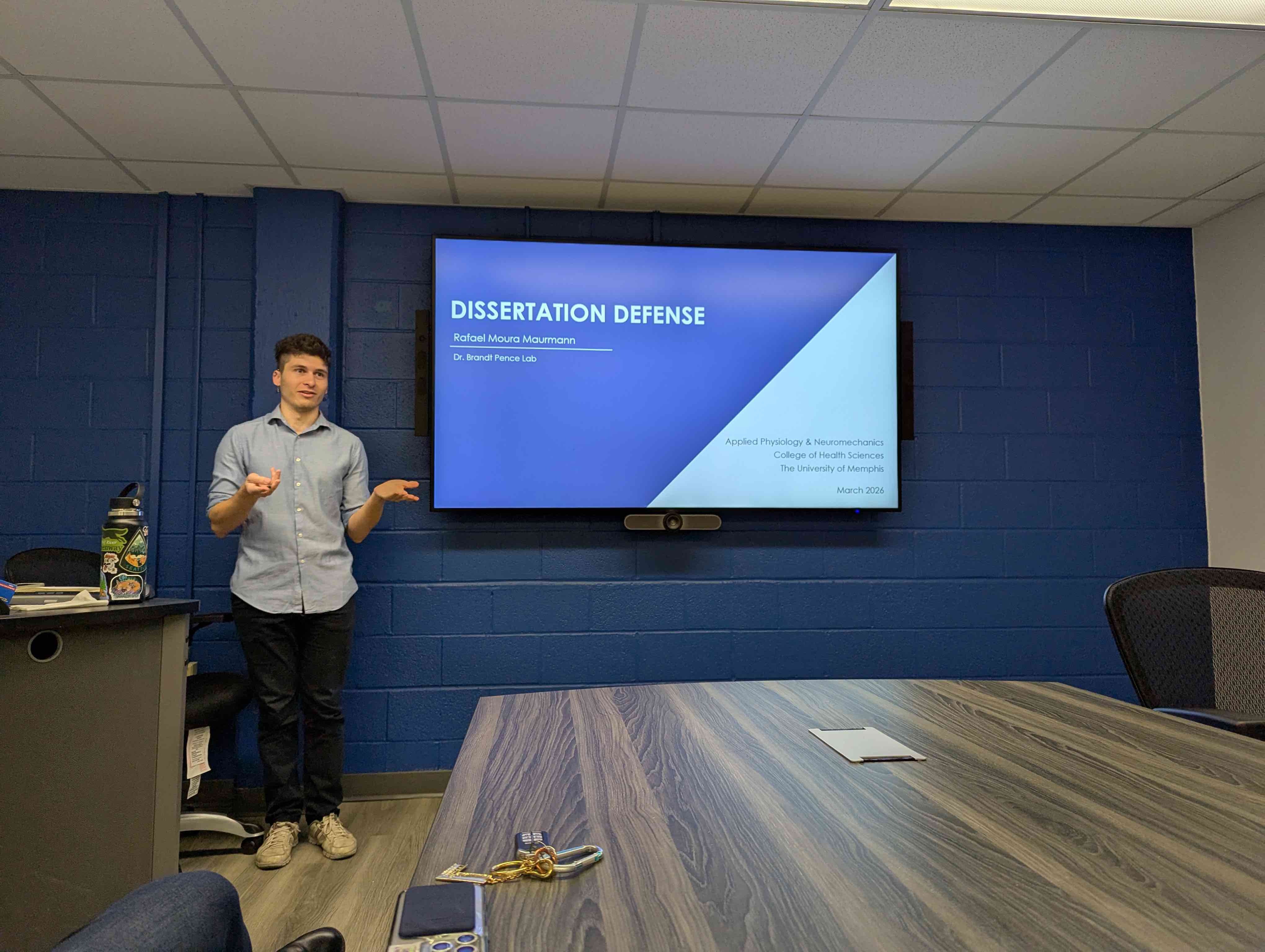 Recommended size: 800 × 600 px Thesis Defense