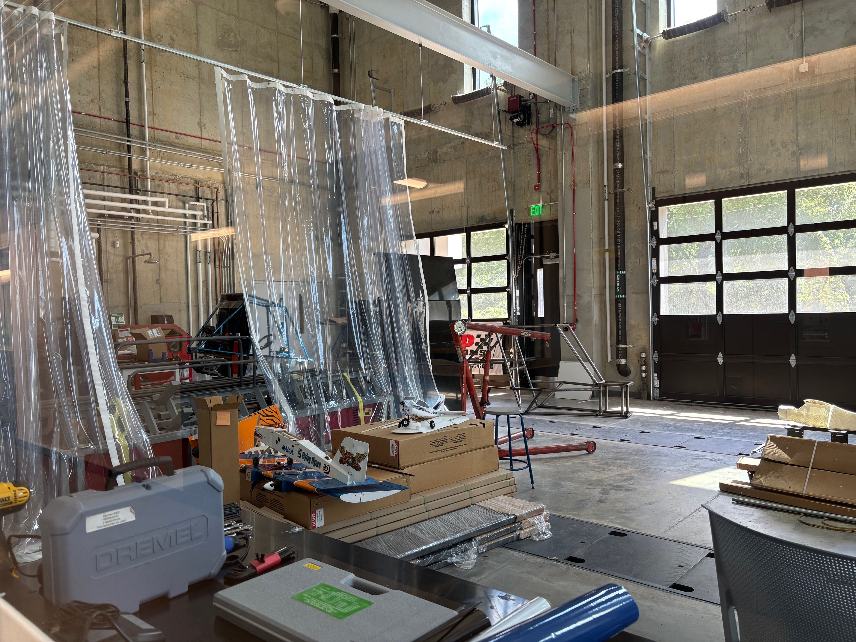 Large Scale Fabrication Lab