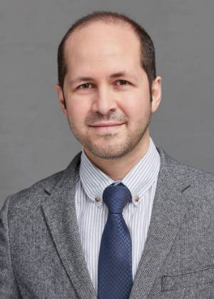 Dr. Farhad Jazaei headshot of Dr. Jazaei