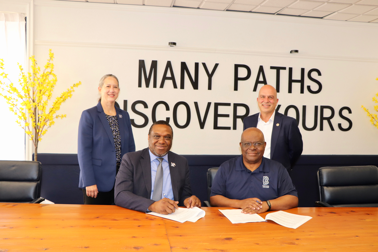 Bermuda College Picture