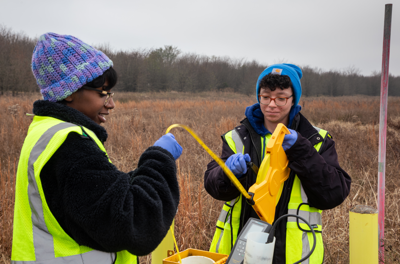 Students Researching the Memphis Aquifer 