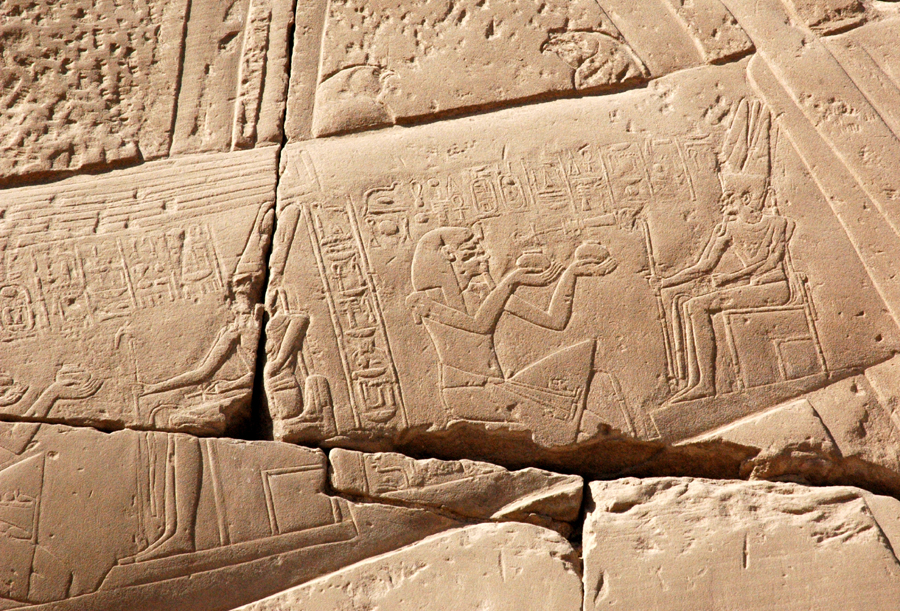 scene on the hull of Amun's river barge