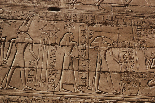 Plate 49 (B93) - Thoth and Seshat inscribing many years or reign for Ramesses II kneeling in kiosk with Amun-Re
