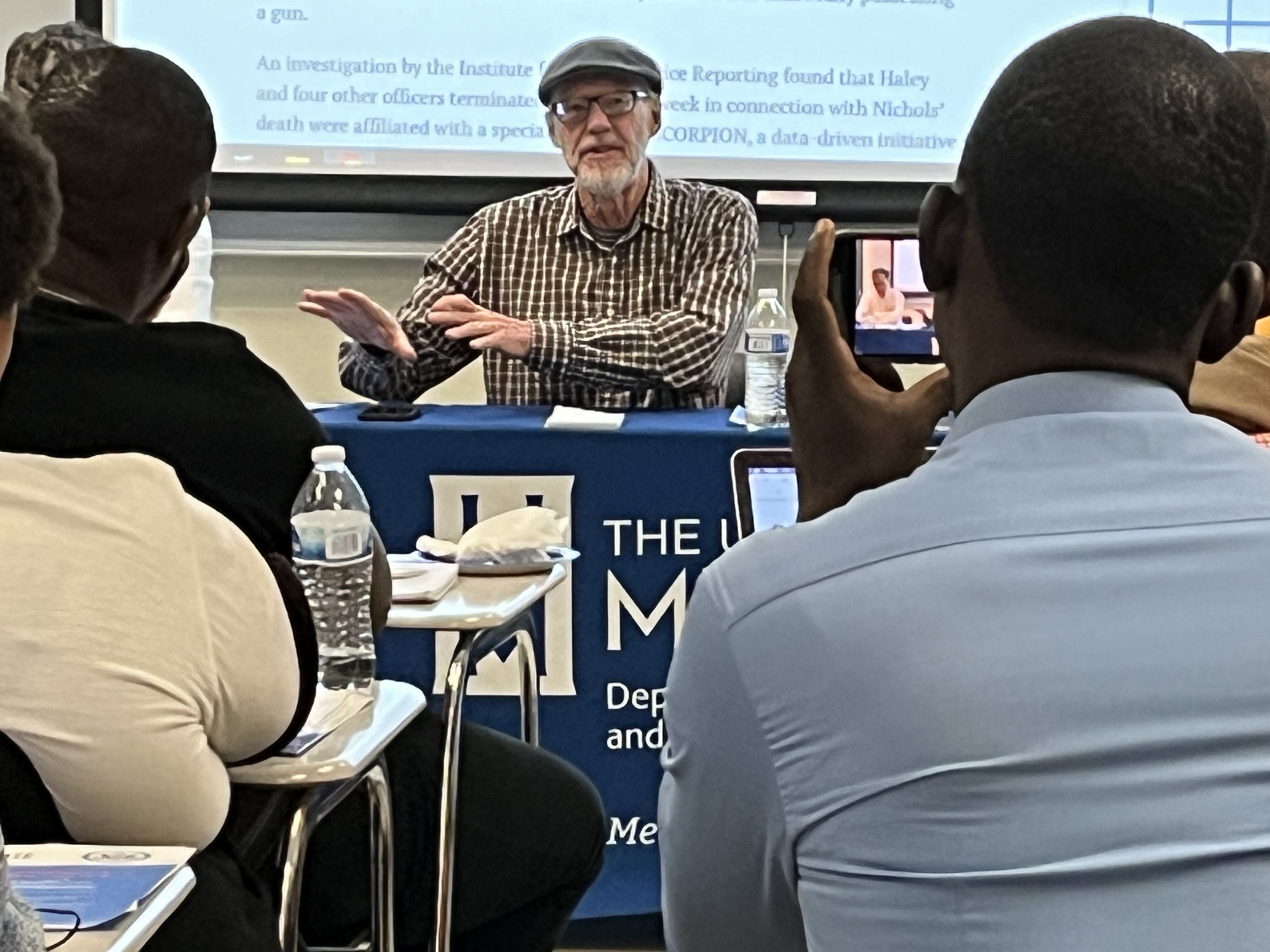 David Waters, assistant director of the U of M’s Institute for Public  Service Reporting discusses issues with press freedom on July 28  at the Meeman Journalism Building to a group of visiting African journalists.  PHOTO/Scott Pickey