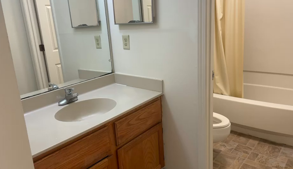 Apartment - Bathroom