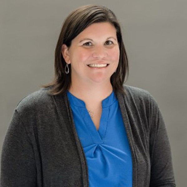 Headshot of Lauren Beaupre
