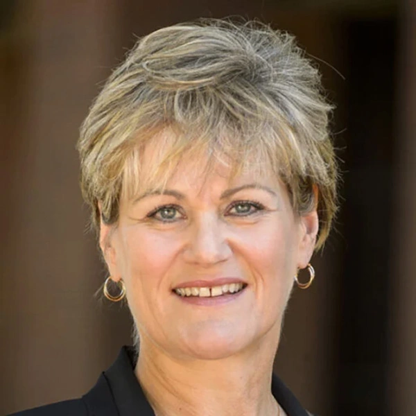 Headshot of Lisa M. Klesges, PhD