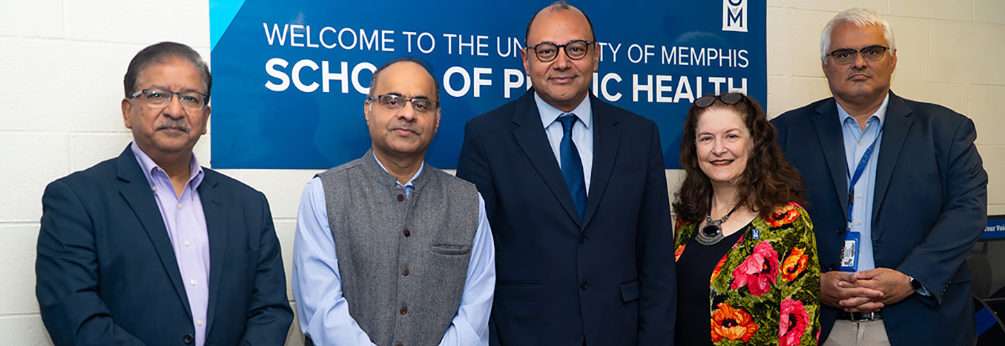 (center) Professor Ashraf Elmetwally, Professor of Epidemiology, CPHHI, KSAU-HS, (second from left) Dr. Ashish Joshi, SPH Dean and a Distinguished University Professor, Dr. Satish Kedia, Associate Dean, Administration & Faculty Affairs, Professor, Dr. Marian Levy, Associate Dean, Public Health Practice & Community Engagement, and Dr. Ilias Kavouras, Assistant Dean of Academic Affairs and Professor