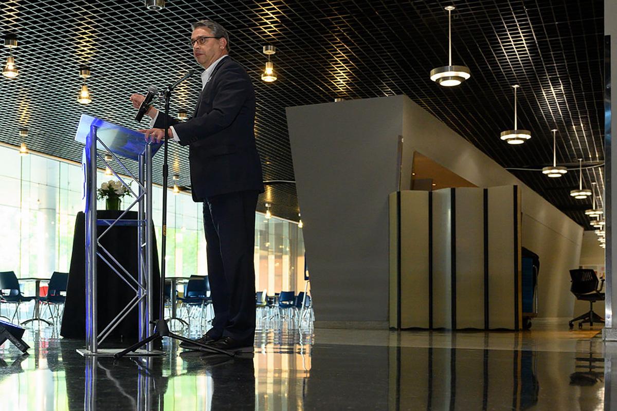 Dr. David Russomano