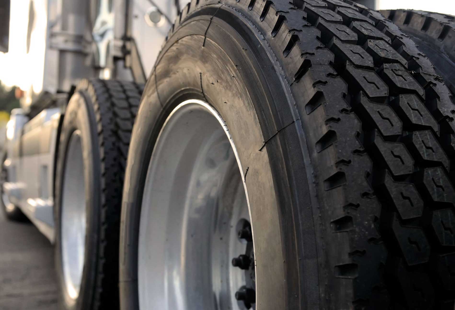 Commercial Truck Tires