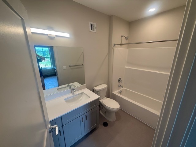 Victory Park bathroom